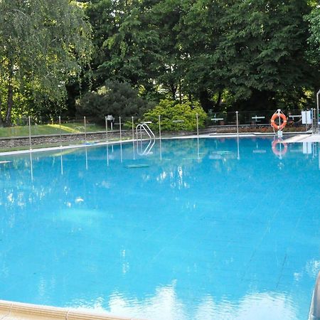 Golf Hotel Лайнате Екстериор снимка