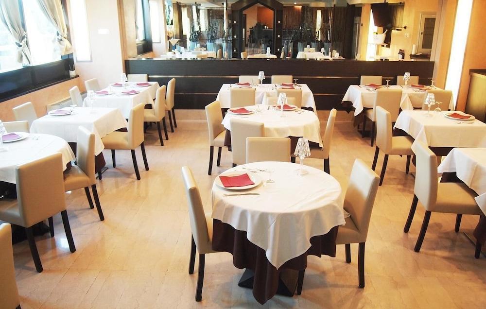 Golf Hotel Лайнате Екстериор снимка
